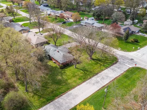 View/Area - 745 Konen Ave, Aurora, IL 60505 photo 2 of 4