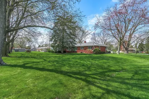 Exterior - 745 Konen Ave, Aurora, IL 60505 photo 1 of 4