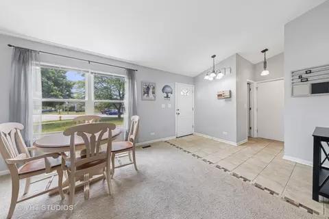 Other - 1247 Trinity Dr, Carol Stream, IL 60188 photo 2 of 5