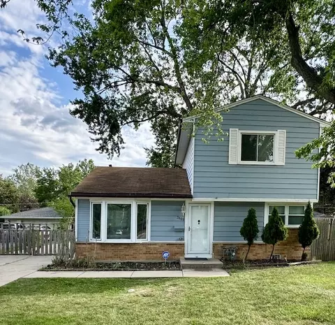 3607 Kirchoff Rd, Rolling Meadows, IL 60008 photo 1