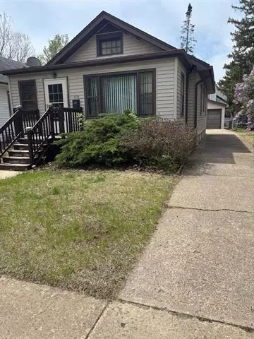 2138 Douglas St, Rockford, IL 61103