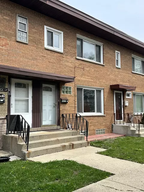 10071 Frontage Rd #F, Skokie, IL 60077