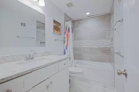 1706 Childs St, Wheaton, IL 60187 photo 11