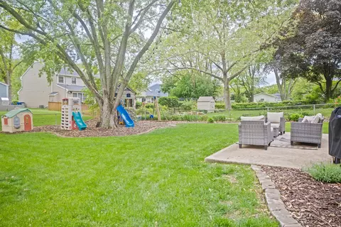 1706 Childs St, Wheaton, IL 60187 photo 4