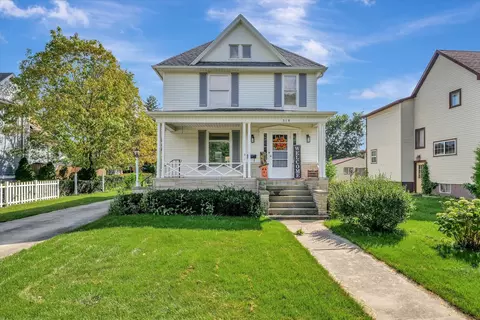 518 E Orleans St, Paxton, IL 60957