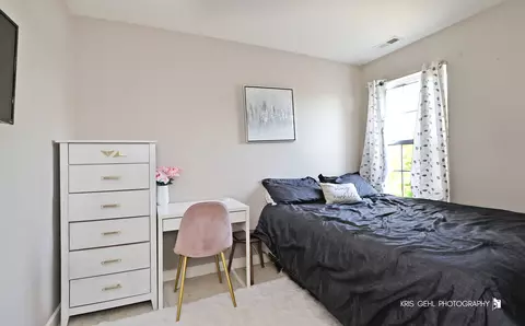 86 E Old Mill Trl, Antioch, IL 60002 photo 15