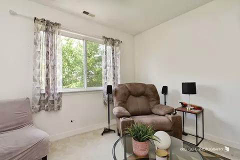 86 E Old Mill Trl, Antioch, IL 60002 photo 16