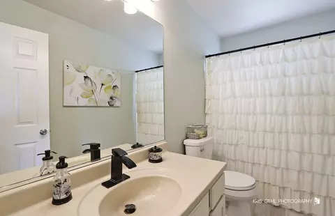 86 E Old Mill Trl, Antioch, IL 60002 photo 13