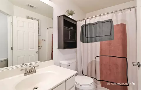 86 E Old Mill Trl, Antioch, IL 60002 photo 17