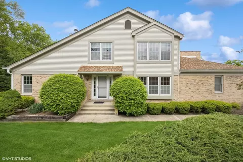 1924 W Ashbury Ln, Inverness, IL 60067