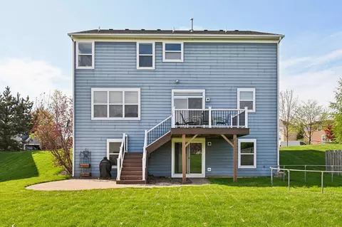 Exterior - 3077 Wickenden Ave, Elgin, IL 60124 photo 4 of 6