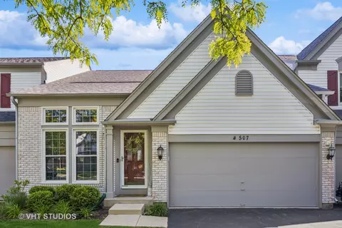 507 Orleans Ave, Naperville, IL 60565