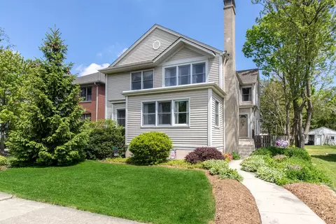 427 Leonard St, Park Ridge, IL 60068