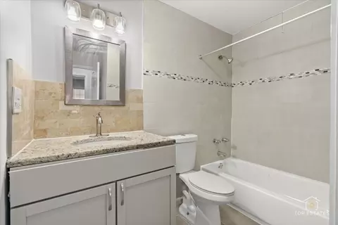 Bath - 642 Gray Ct #0, Wheeling, IL 60090 photo 1 of 1