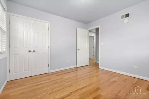 Bedroom - 642 Gray Ct #0, Wheeling, IL 60090 photo 2 of 4