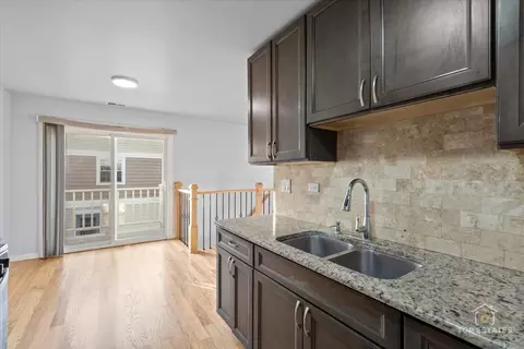Kitchen - 642 Gray Ct #0, Wheeling, IL 60090 photo 5 of 5