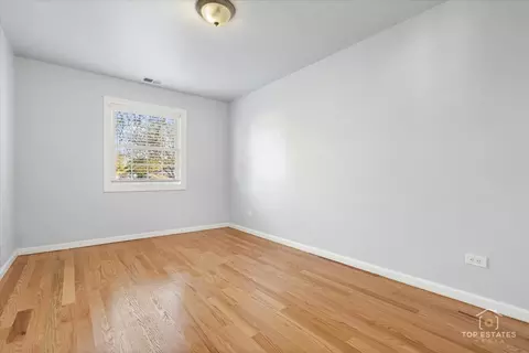 Bedroom - 642 Gray Ct #0, Wheeling, IL 60090 photo 3 of 4