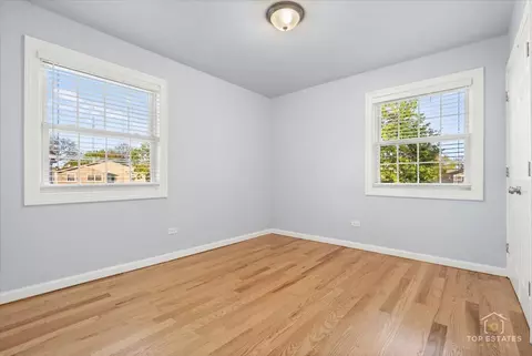 Bedroom - 642 Gray Ct #0, Wheeling, IL 60090 photo 1 of 4