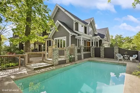 Exterior - 1124 Blackhawk Ave, Mchenry, IL 60051 photo 8 of 20