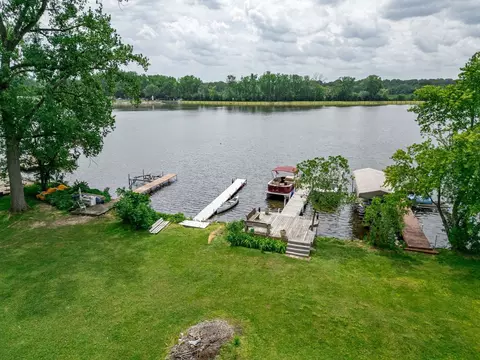 View/Area - 1124 Blackhawk Ave, Mchenry, IL 60051 photo 2 of 6