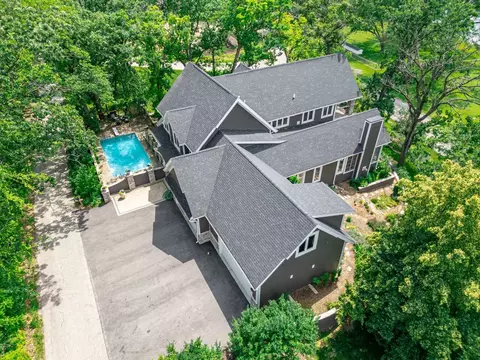 View/Area - 1124 Blackhawk Ave, Mchenry, IL 60051 photo 1 of 6