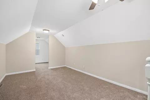 Entry Way - 436 S Mckinley Ave, Kankakee, IL 60901 photo 3 of 3