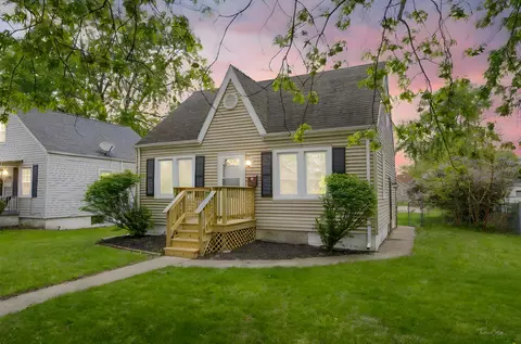 Exterior - 436 S Mckinley Ave, Kankakee, IL 60901 photo 3 of 10