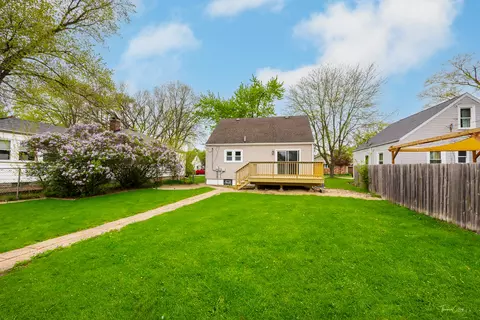 Exterior - 436 S Mckinley Ave, Kankakee, IL 60901 photo 8 of 10