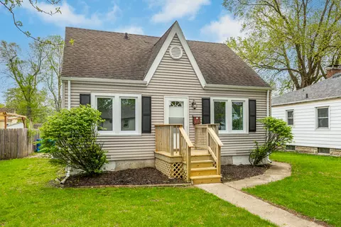 Exterior - 436 S Mckinley Ave, Kankakee, IL 60901 photo 2 of 10