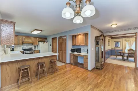 2210 Periwinkle Ln, Algonquin, IL 60102 photo 14