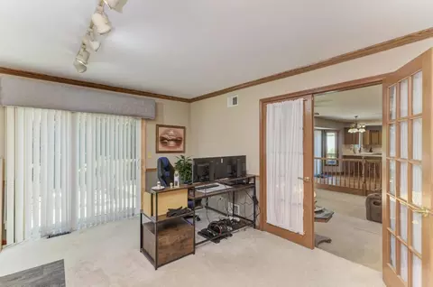 2210 Periwinkle Ln, Algonquin, IL 60102 photo 22