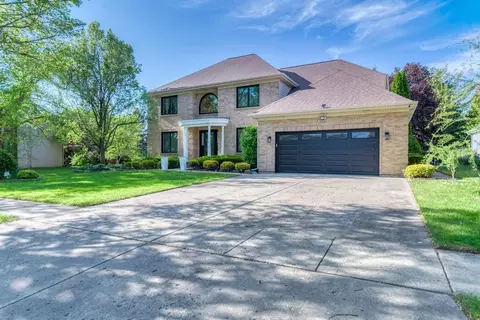 2210 Periwinkle Ln, Algonquin, IL 60102 photo 2