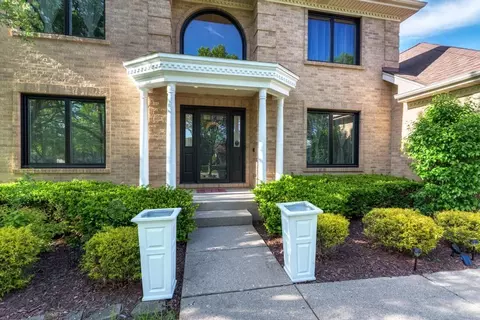 2210 Periwinkle Ln, Algonquin, IL 60102 photo 4