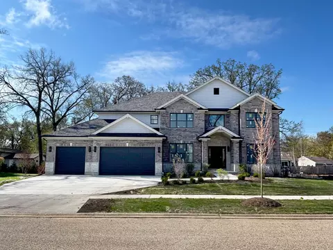 1170 Sycamore Dr, Lake Zurich, IL 60047