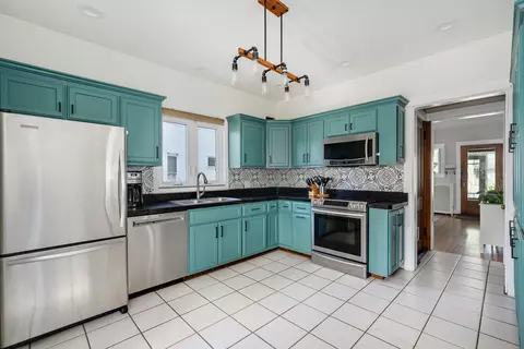 Kitchen - 3104 Maple Ave, Berwyn, IL 60402 photo 2 of 2