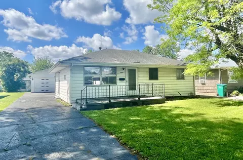 2445 E Wood St, Decatur, IL 62521