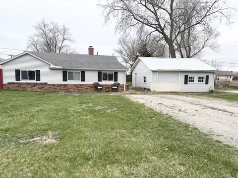 303 Orr Ave, Pekin, IL 61554