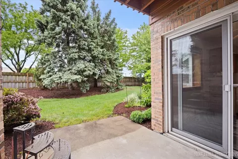 Other - 963 West Ct #E, Naperville, IL 60563 photo 1 of 3