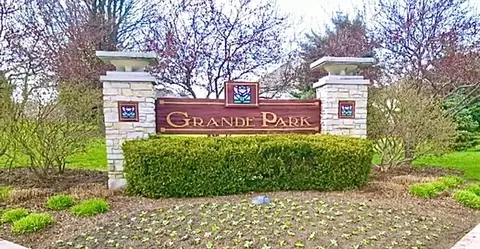 26225 Oakcrest Ln, Plainfield, IL 60585 photo 5