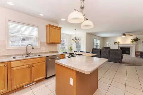 Kitchen - 3261 Butterfly Dr, Normal, IL 61761 photo 4 of 4