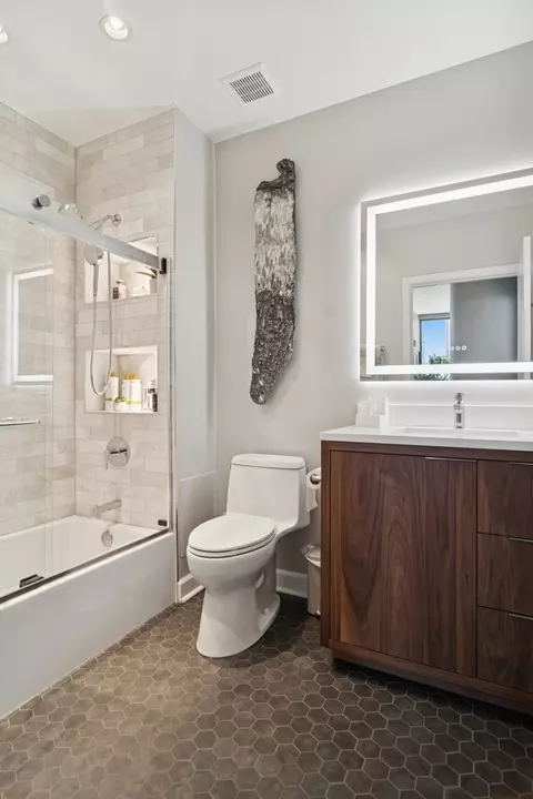 233 E 13th St #701, Chicago, IL 60605 photo 18