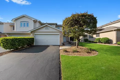 11046 Quail Dr, Mokena, IL 60448