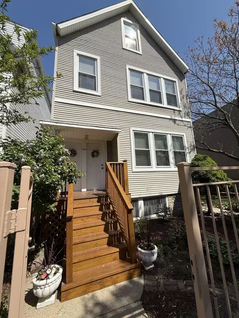 1723 N Richmond St, Chicago, IL 60647