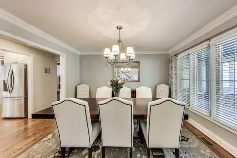 Dining - 2041 Chatham Dr, Wheaton, IL 60189 photo 1 of 3