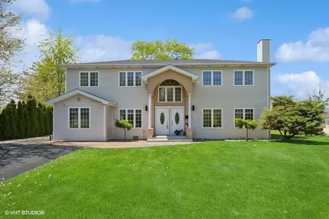 36 Chestnut Rd, Northbrook, IL 60062