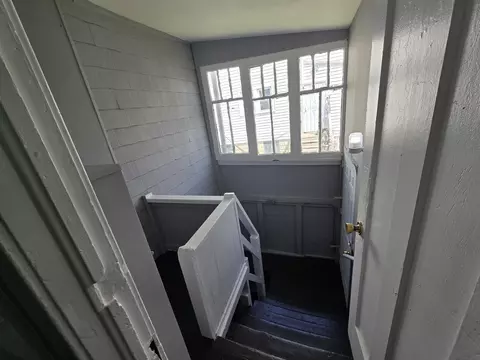 Entry Way - 8607 S Lowe Ave, Chicago, IL 60620 photo 4 of 4