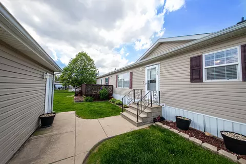 235 Poppy Ln, Matteson, IL 60443