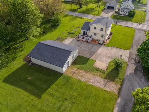 View/Area - 1702 Bunn St, Bloomington, IL 61701 photo 1 of 6