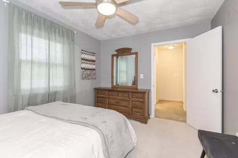 Bedroom - 1702 Bunn St, Bloomington, IL 61701 photo 4 of 7
