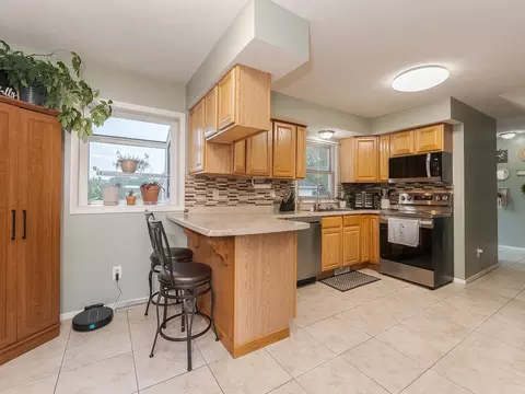 Kitchen - 1702 Bunn St, Bloomington, IL 61701 photo 1 of 6